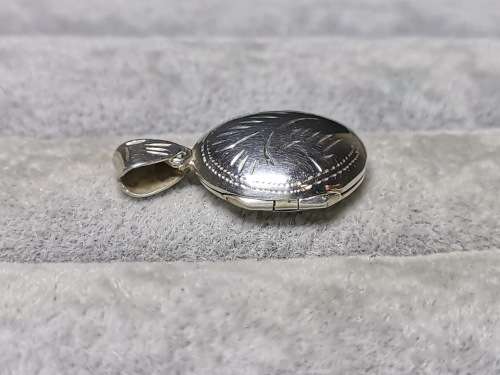 Discount!!! Silver Locket Pendant