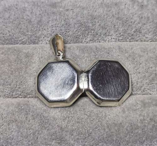 Discount!!! Silver Locket Pendant