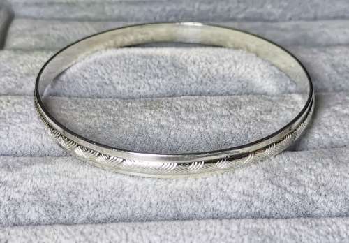 Patterned Silver Bangle