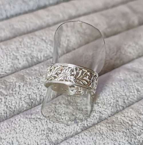 Silver Flower Ring