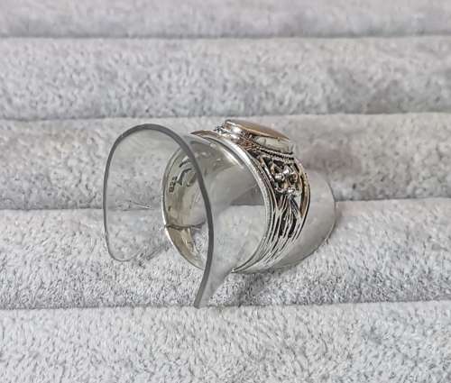 Gorgeous Silver Ring