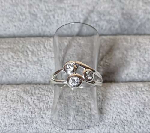 Stunning Silver Ring