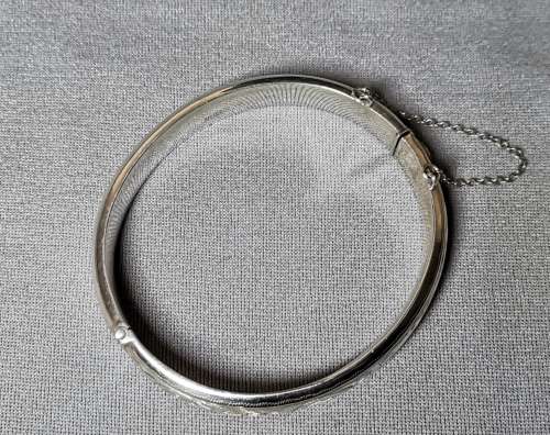 Detailed Silver Bangle
