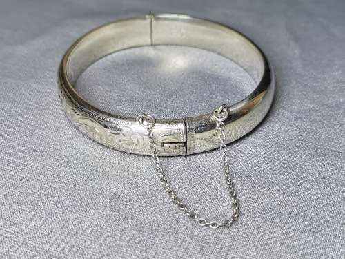 Detailed Silver Bangle