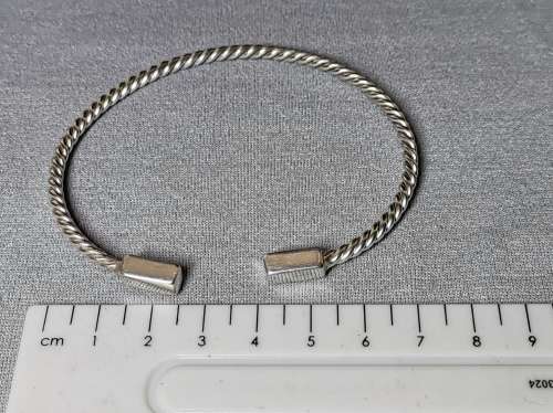 Stunning Silver Bangle