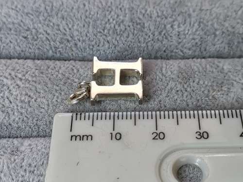 Thomas Sabo Letter `H` Charm