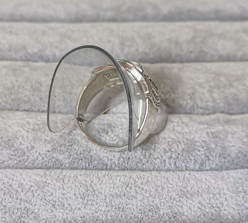Dazzling Silver Ring