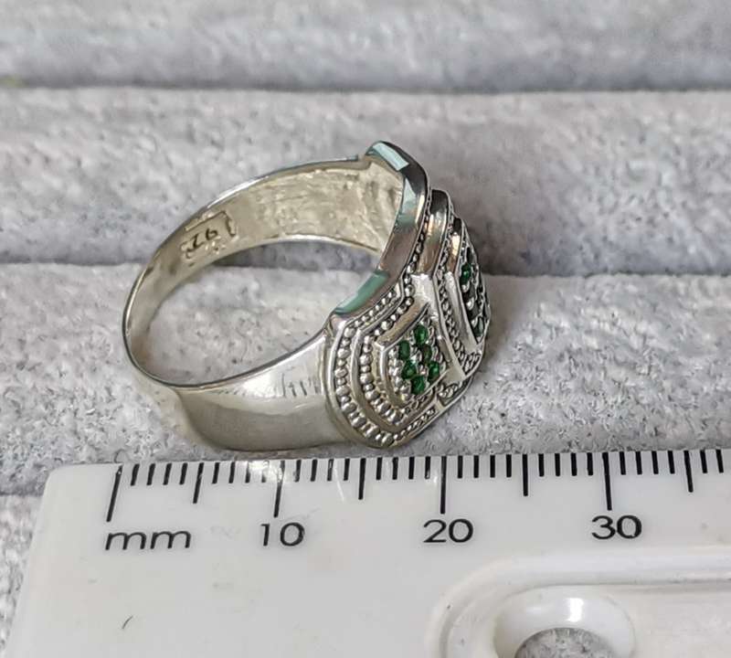 Dazzling Silver Ring