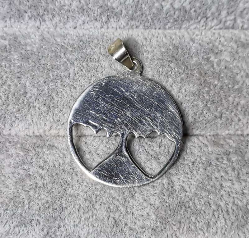 Stunning Silver Tree of Life Pendant