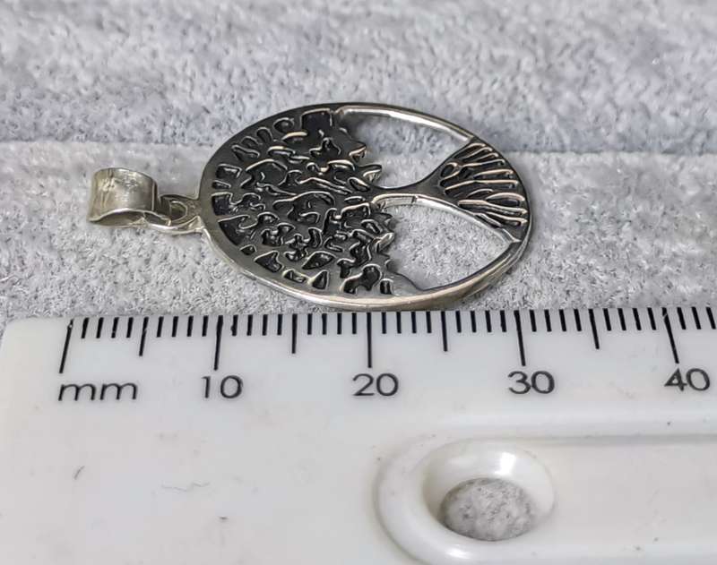 Stunning Silver Tree of Life Pendant