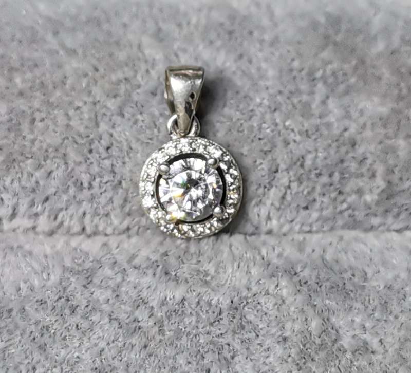 Dazzling Silver Pendant