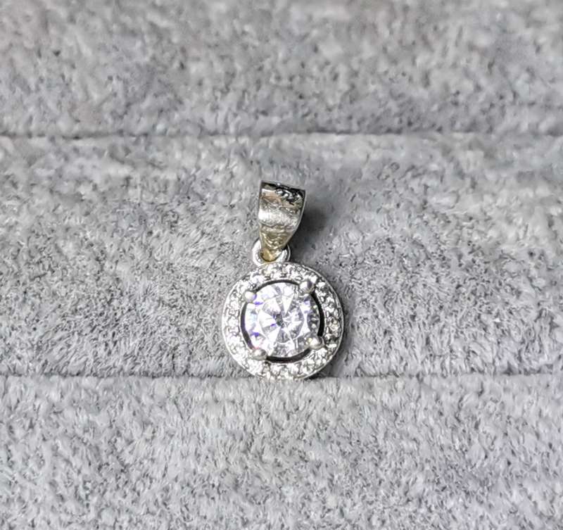 Dazzling Silver Pendant