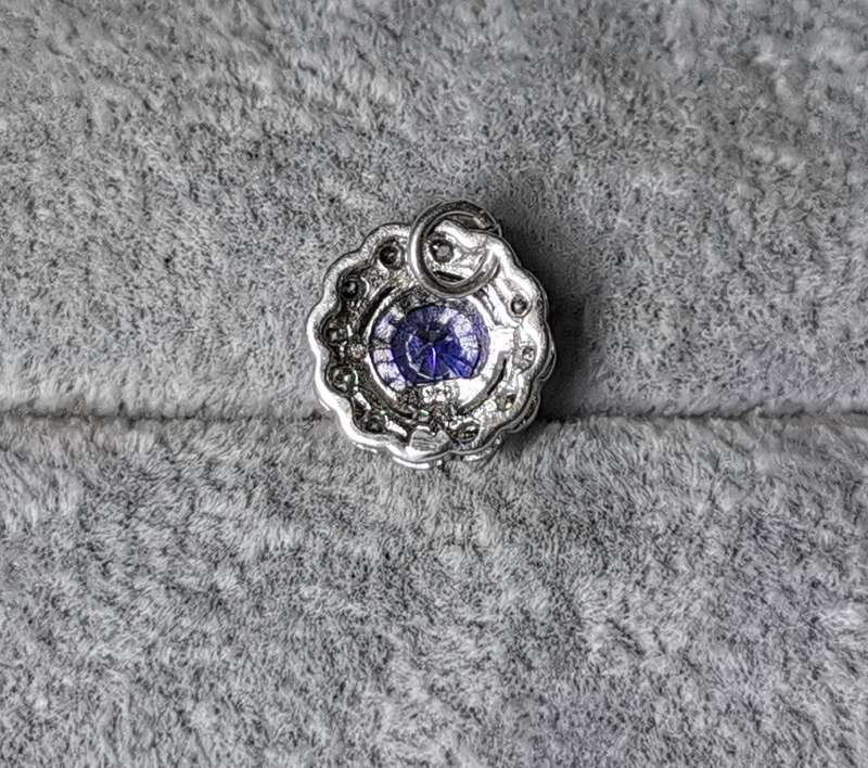 Dazzling Silver Pendant