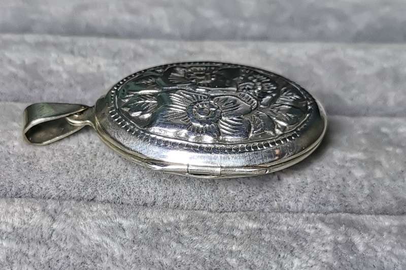 Silver Locket Pendant