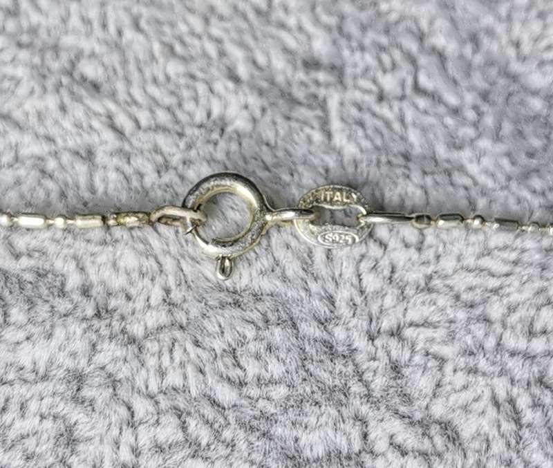 Pretty Silver Chain