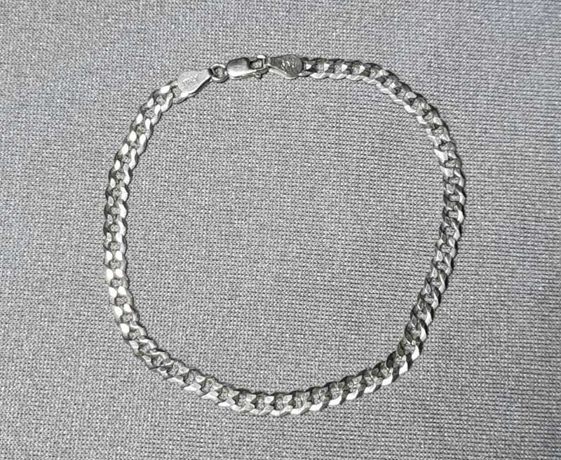 Silver Curb Bracelet