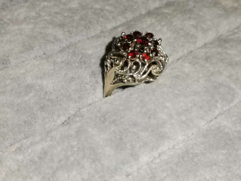 Stunning Gold Garnet Ring