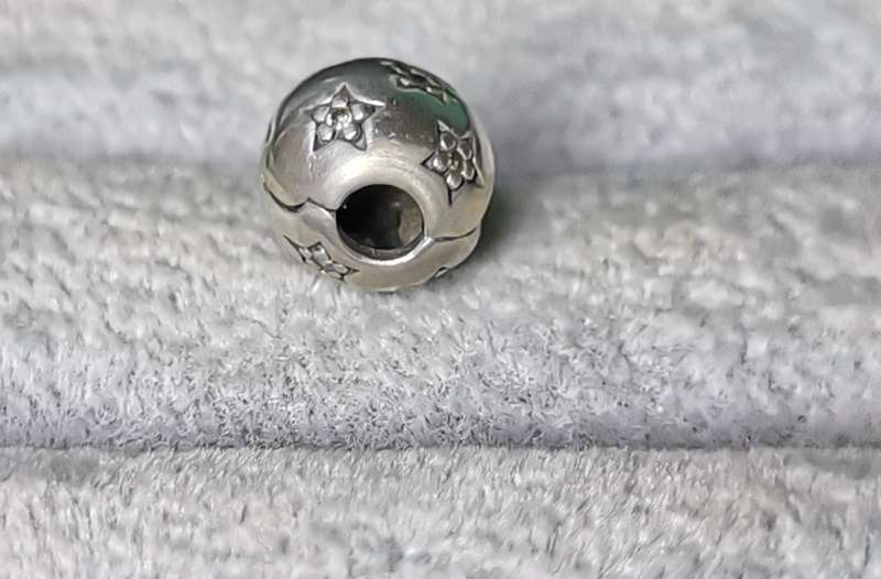 Pandora Twinkle Twinkle Clip Charm