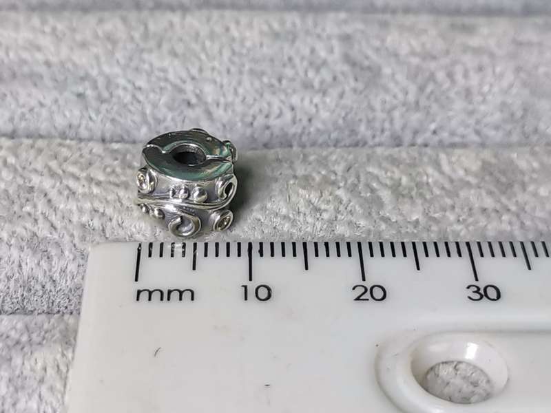 Pandora Tendril Champagne Clip Charm