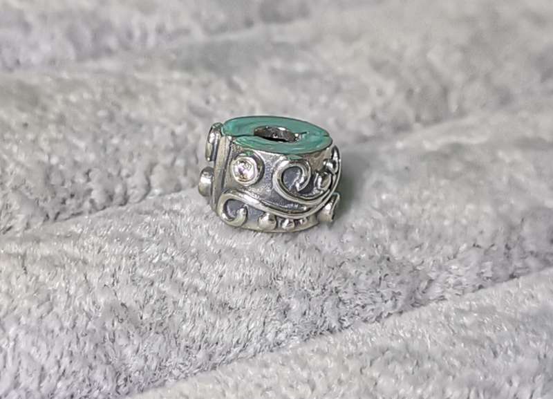 Pandora Tendril Champagne Clip Charm