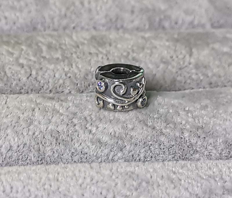 Pandora Tendril Blue Clip Charm