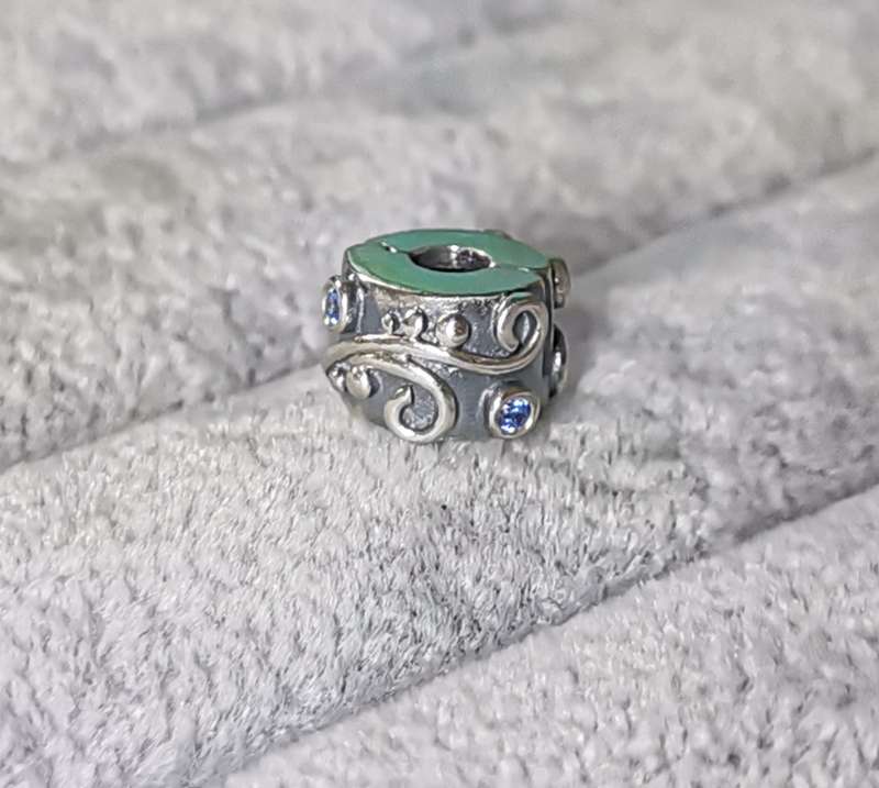 Pandora Tendril Blue Clip Charm