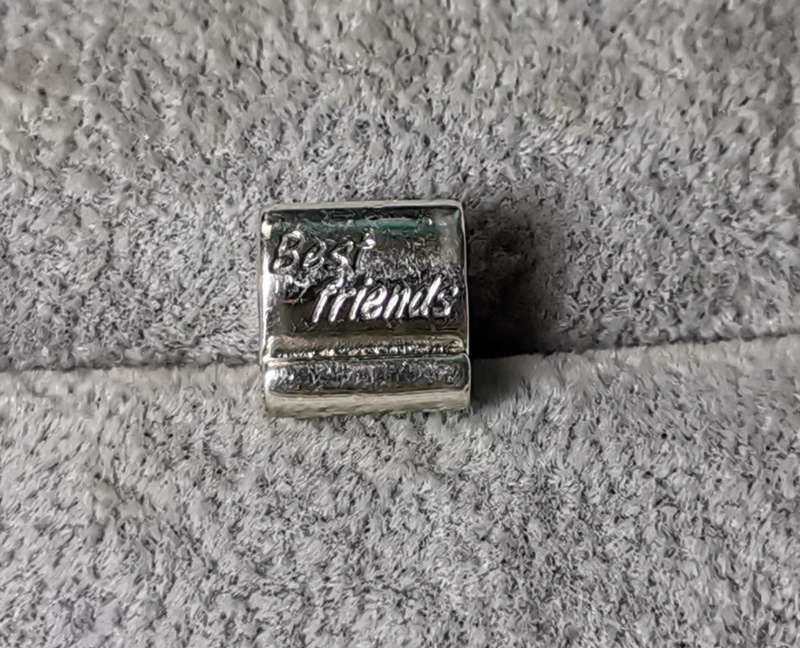 Pandora Best Friend Scroll Charm