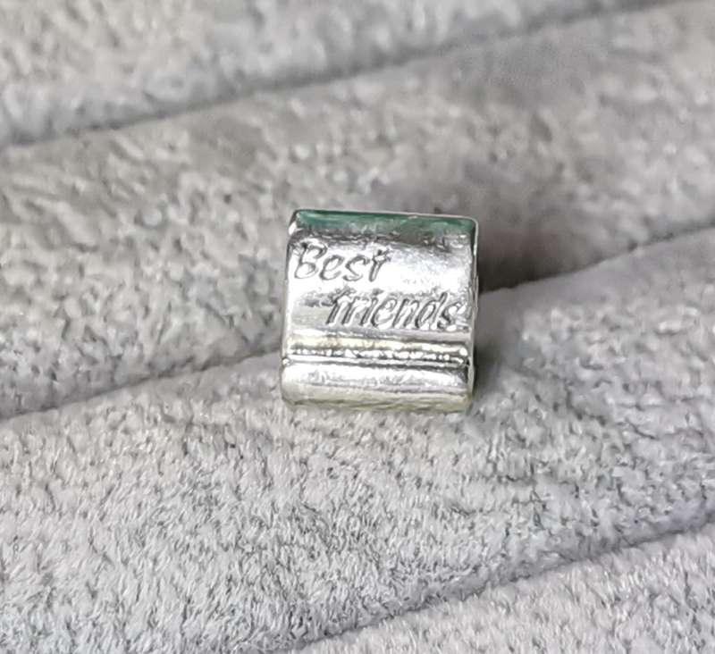 Pandora Best Friend Scroll Charm
