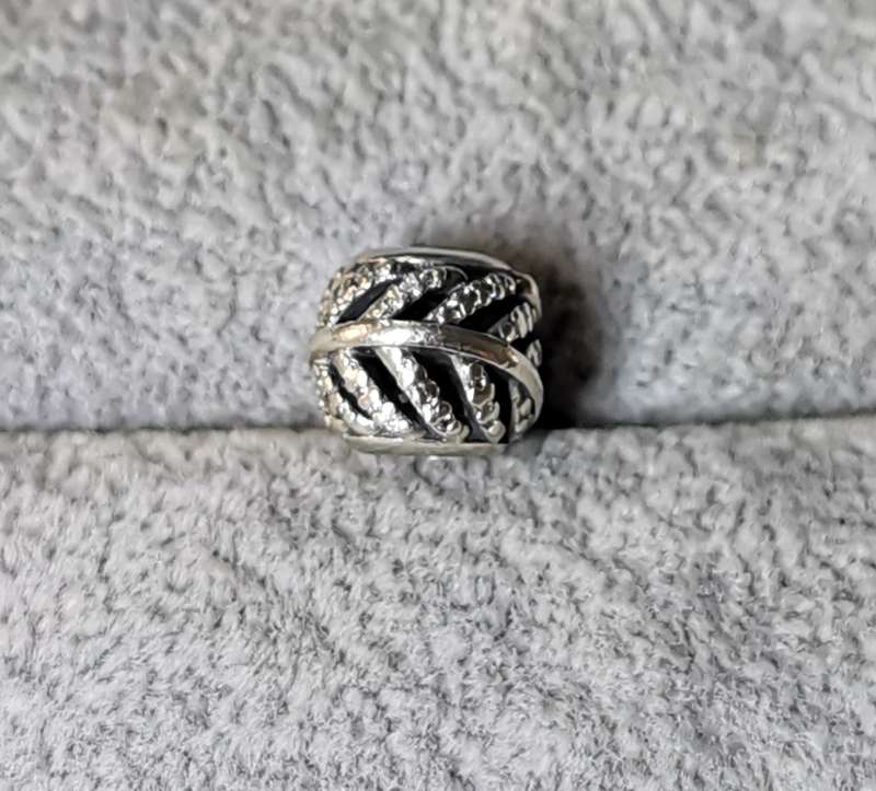 Pandora Light As A Feather Charm