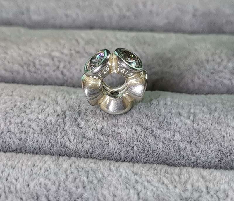 Pandora Oval Lights Charm
