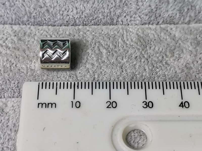 Pandora Aquarius Charm