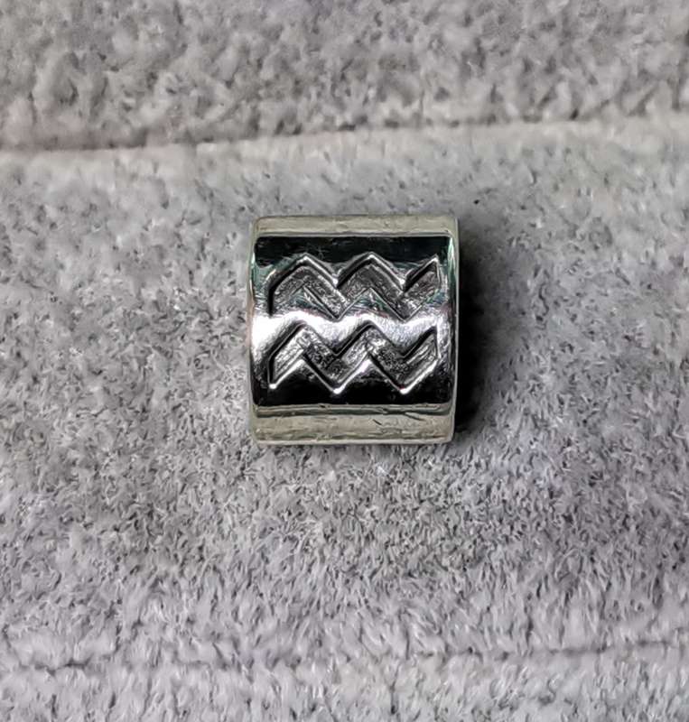 Pandora Aquarius Charm