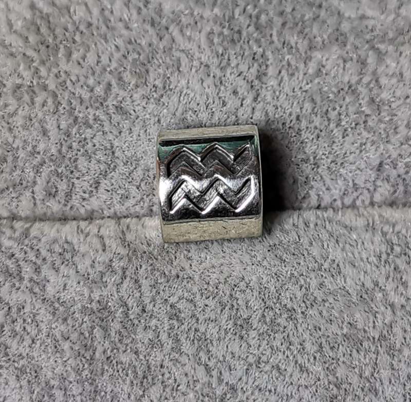 Pandora Aquarius Charm