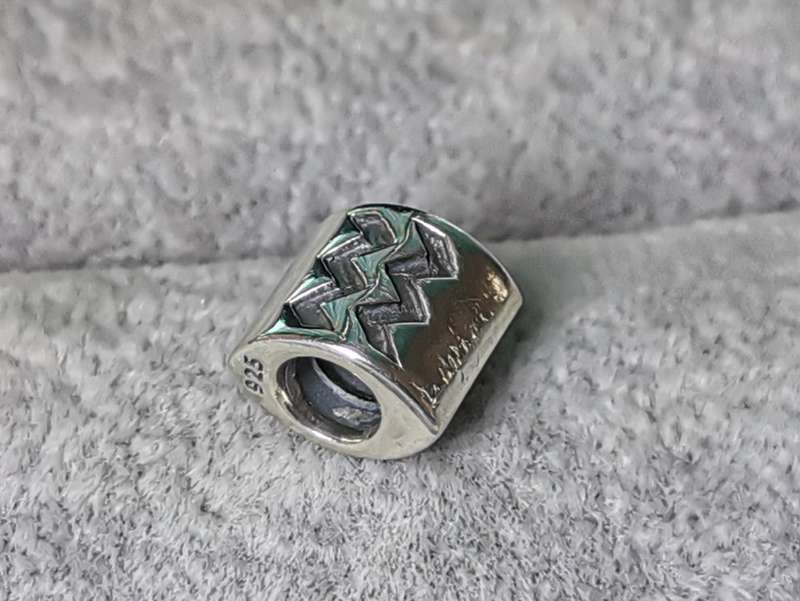 Pandora Aquarius Charm
