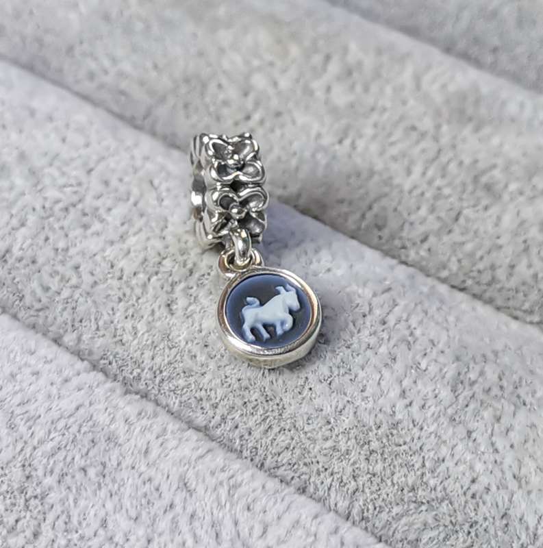 Pandora Agate Cameo Taurus Charm