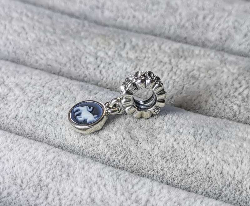 Pandora Agate Cameo Taurus Charm