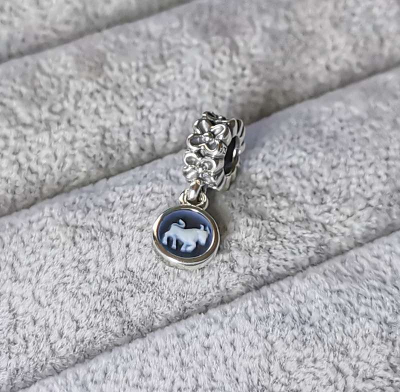 Pandora Agate Cameo Taurus Charm