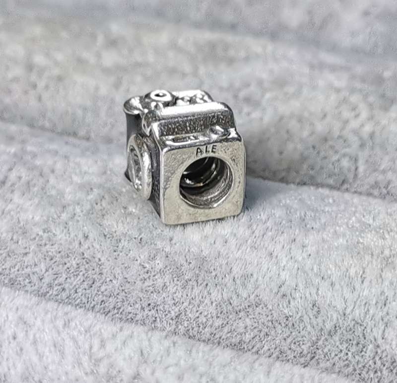 Pandora Sentimental Snapshots Camera Charm