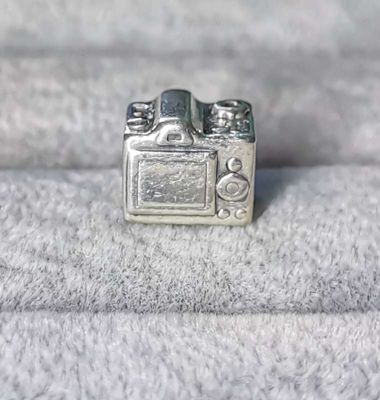 Pandora Sentimental Snapshots Camera Charm