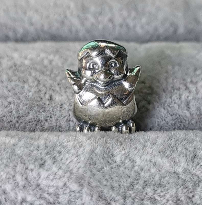 Pandora Spring Chicken Charm
