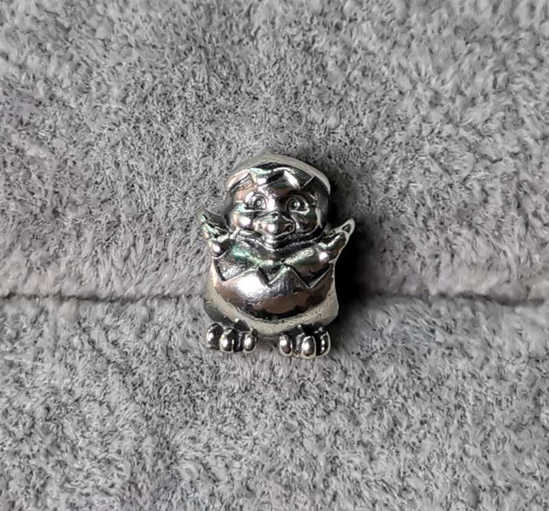 Pandora Spring Chicken Charm