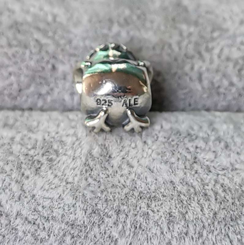 Pandora Spring Chicken Charm