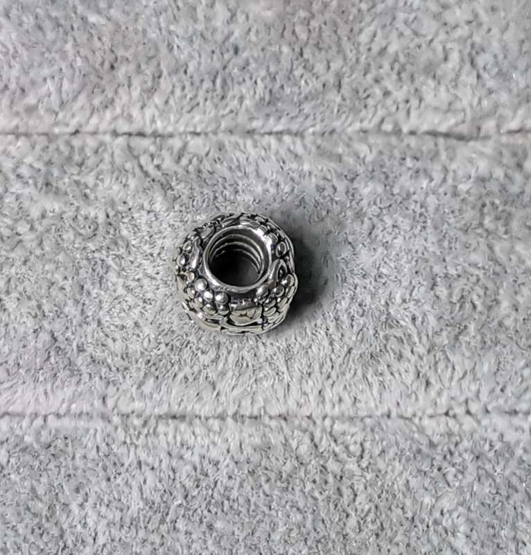 Pandora Vino Wine Charm
