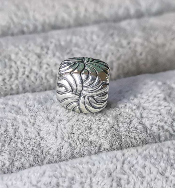 Pandora Current Charm