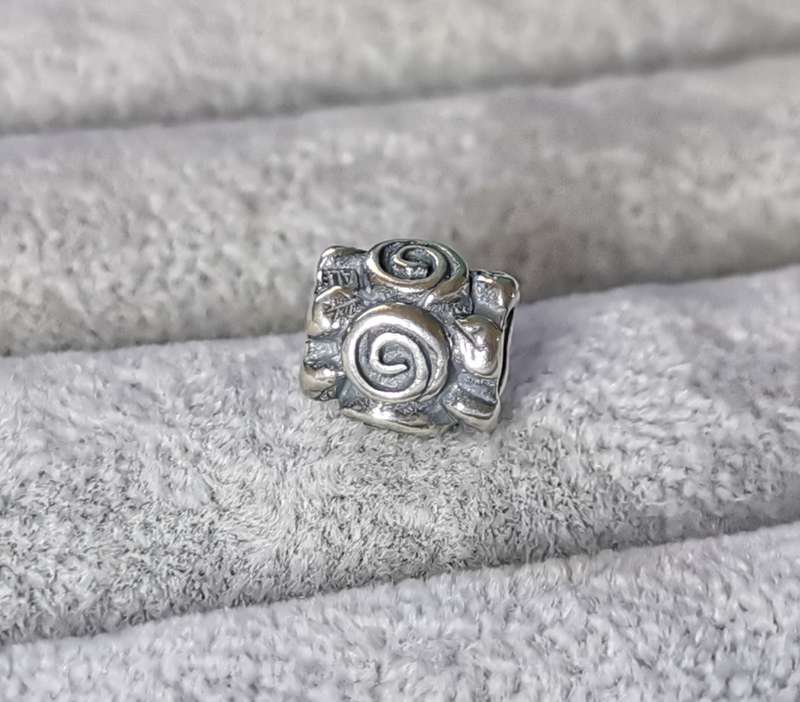 Pandora Rose Leaves Log Charm