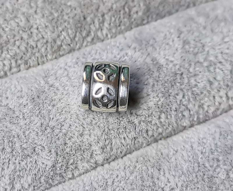 Pandora Open Circle Pattern Charm