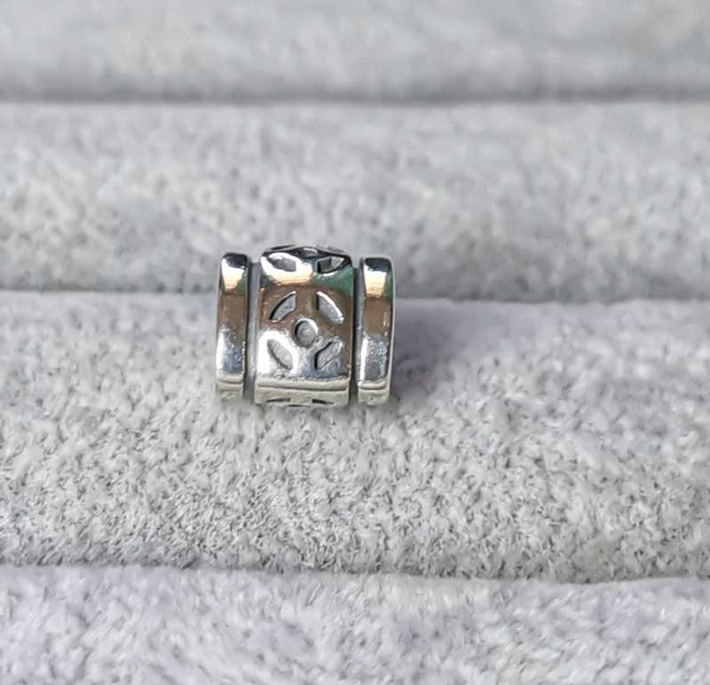 Pandora Open Circle Pattern Charm