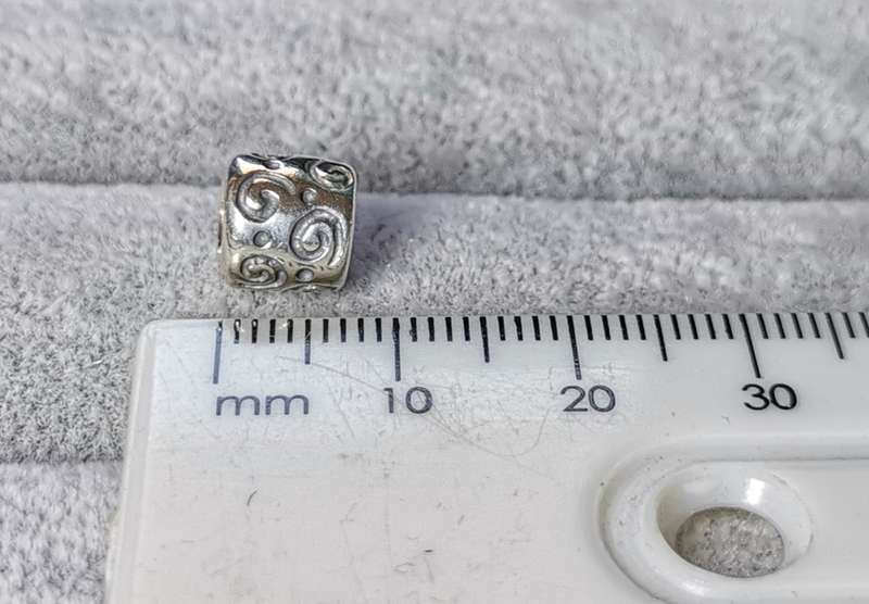 Pandora Swirl Charm