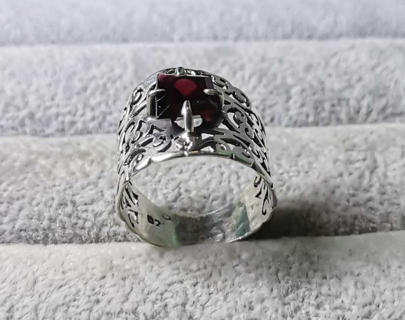 Gorgeous Silver Ring