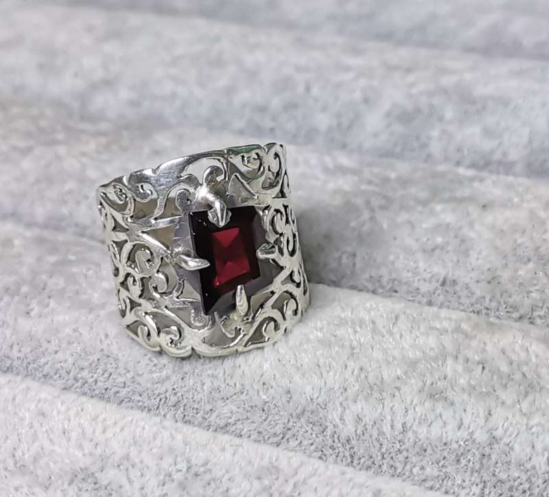 Gorgeous Silver Ring